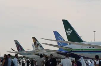 شركات الطيران تلغي نحو نصف رحلاتها إلى قطر وإسرائيل بعد الهجمات على إيران