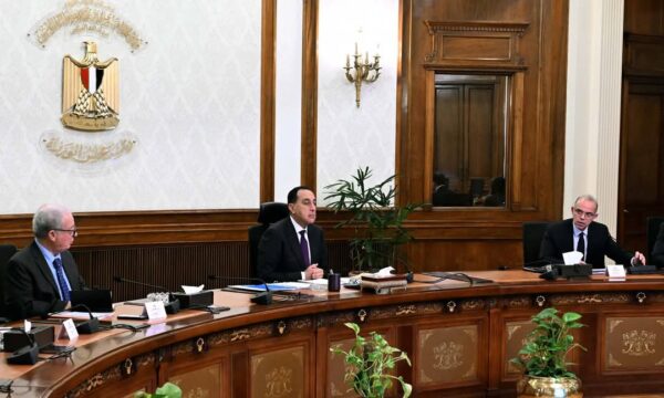 مصر تكشف 9 آليات لخلق بيئة تنافسية للاستثمار وتيسير التجارة 