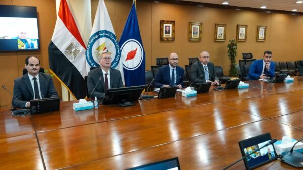 مصر تبحث مع “شيفرون” الانتهاء من ربط حقل “أفروديت” القبرصي  ‎