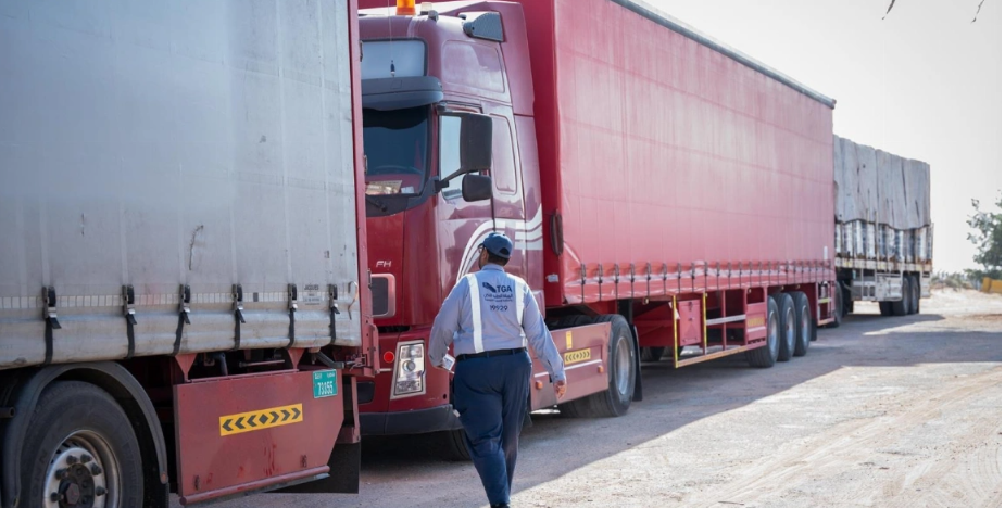 الشاحنات الأجنبية