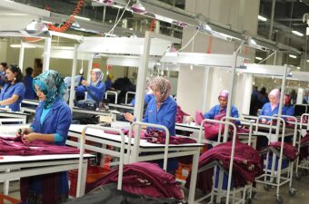 رغم ارتفاع التكلفة.. اضطرابات الإمداد تدفع شركات الغزل للاستيراد من تركيا بدلا من الهند