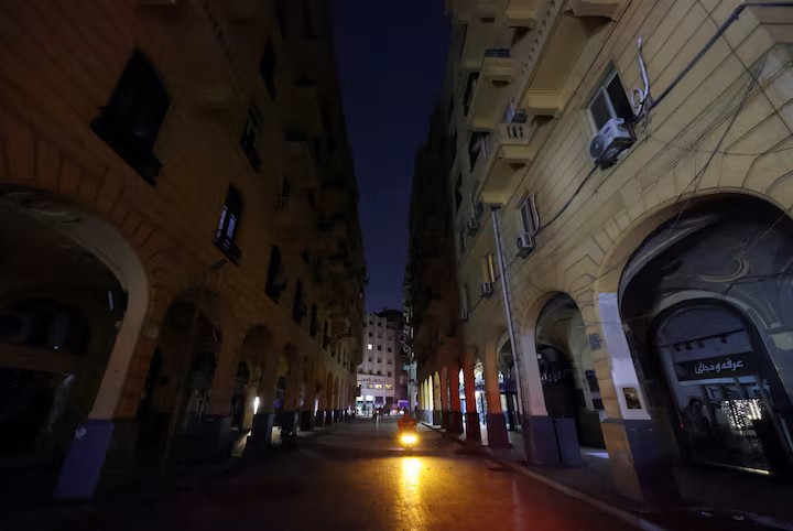 لحسم "مواعيد غلق المحلات".. اجتماع مرتقب للجنة إدارة الأزمة خلال أيام - Economy Plus