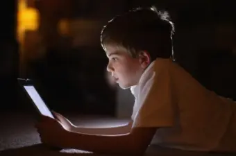 مصر تنفذ خطة متعددة المحاور لحماية الأطفال على الإنترنت