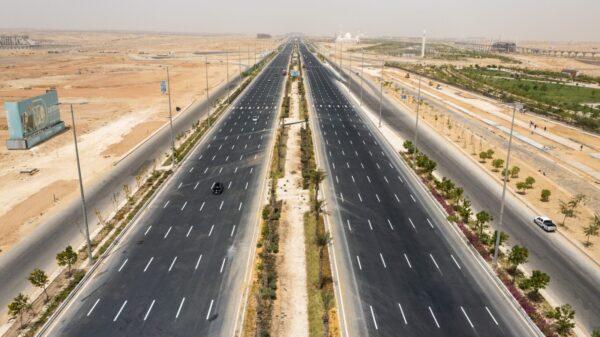 مصر: إرجاء 20 طريقًا جديدًا للترشيد.. سداد 300 مليون دولار من مستحقات شركاء البترول.. خاص: “بكرة” تخطط لإطلاق صناديق للشركات الناشئة