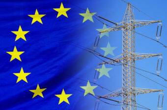 الاتحاد الأوروبي يخفض الضرائب على الكهرباء لاحتواء تداعيات حرب إيران