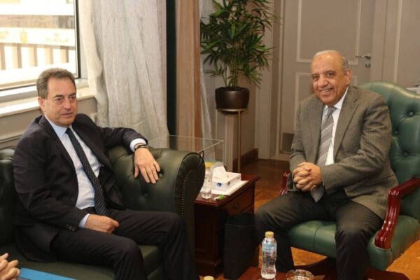 شركات فرنسية تعتزم ضخ استثمارات جديدة في مصر