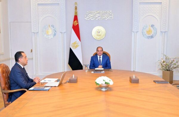 الرئيس السيسي يوجه بمواصلة جهود تأمين إمدادات السلع الاستراتيجية والحد من التضخم