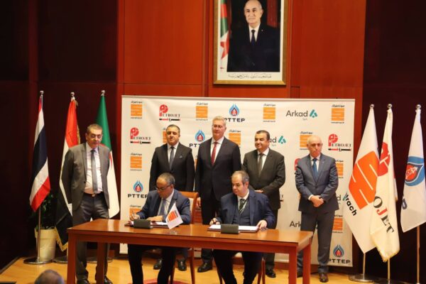 مصر توقع مذكرة تفاهم لشراء الزيت الخام من الجزائر