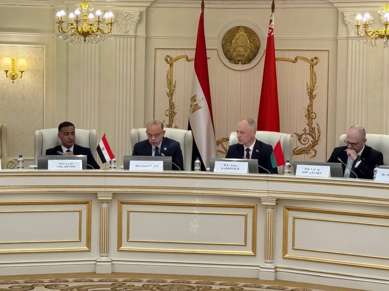 وزير الاستثمار يدعو الشركات البيلاروسية لزيادة استثماراتها في مصر