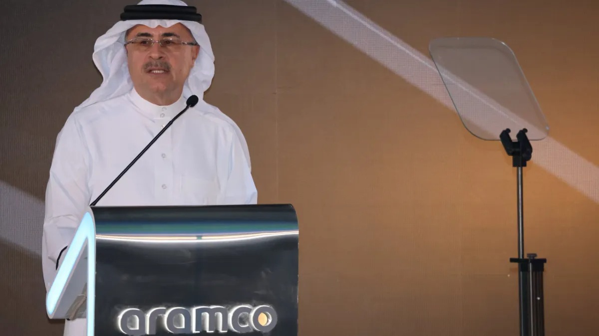 رئيس "أرامكو" السعودية: سوق النفط ستخسر 100 مليون برميل أسبوعيًا إذا استمرار إغلاق "هرمز" - Economy Plus
