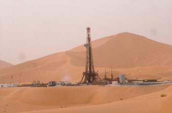 بـ208 ملايين دولار.. مصر توقع اتفاقية لتعزيز إنتاج البترول والغاز في 
