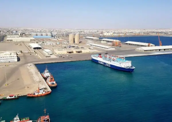 السعودية تطلق خدمة شحن جديدة في ينبع لتعزيز الربط البحري مع مصر والأردن