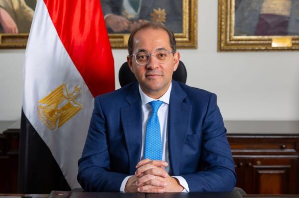 مصر تطلق أول “موبايل أبلكيشن” لخدمات الضرائب العقارية
