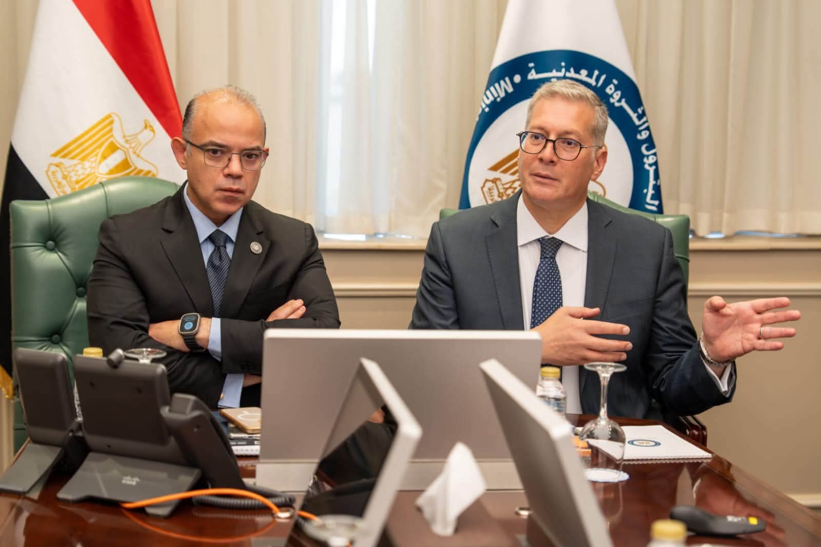 «الاستثمار» و«البترول» تشكلان لجنة مشتركة لجذب تمويلات للمشروعات الاستراتيجية