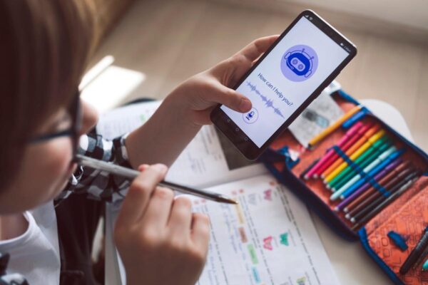 الأمم المتحدة تدعو لإطار عالمي لتنظيم الذكاء الاصطناعي وحماية الأطفال من مخاطره