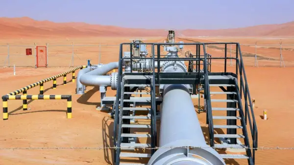 كيف تعيد السعودية هندسة لوجستيات نقل النفط بعد تهديدات الحوثيين؟