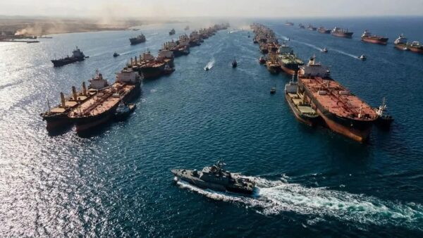“الطاقة الدولية” تخفض توقعاتها لإمدادات النفط خلال 2026 وسط تراجع آمال إعادة فتح “هرمز”