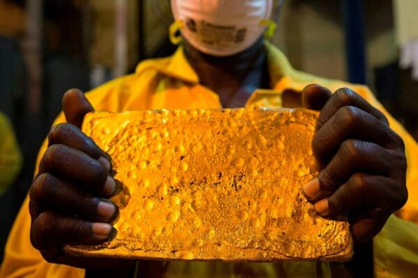 بريطانيا تفرض عقوبات على شبكات لتجارة الذهب في السودان