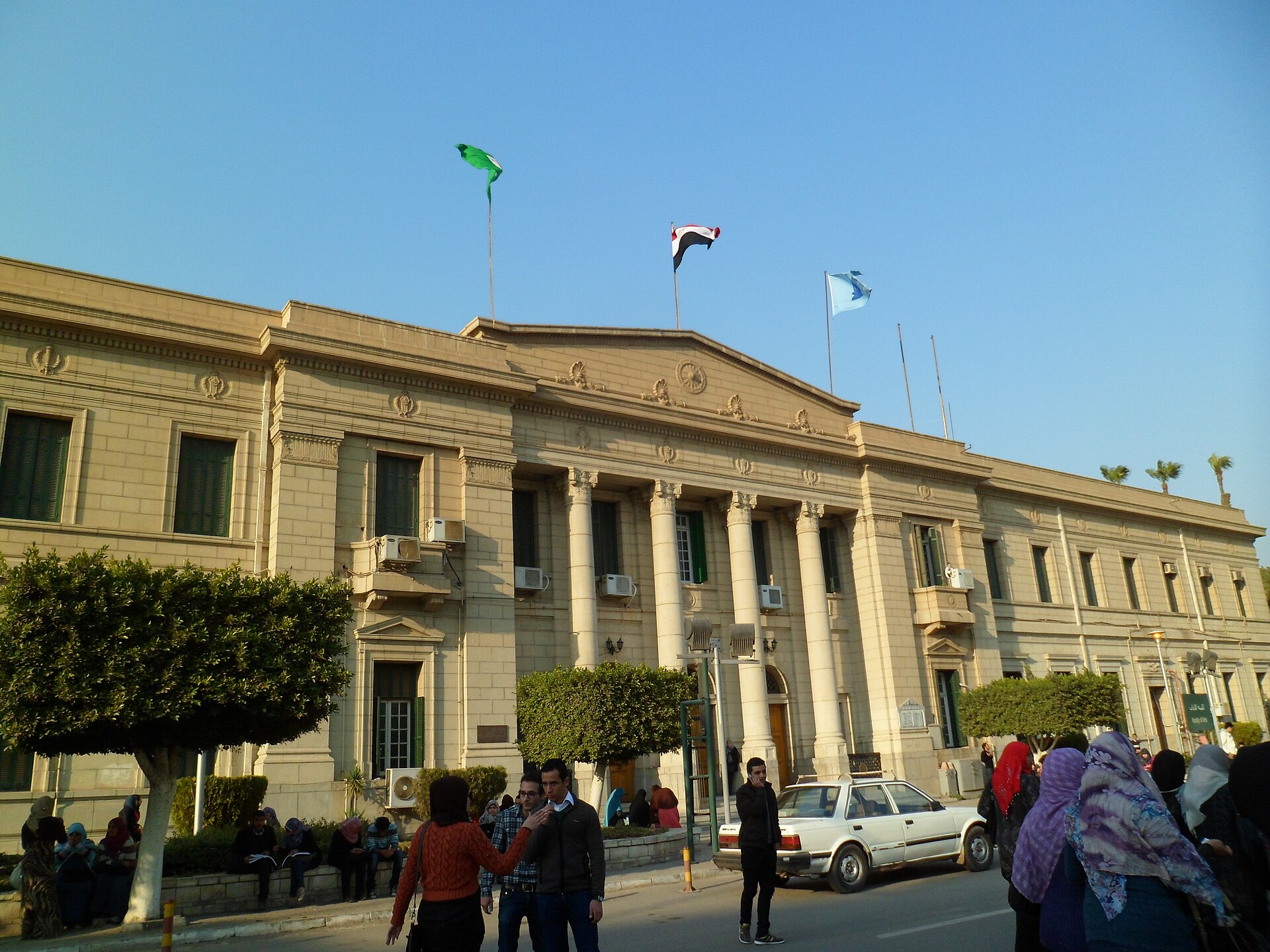 5 جامعات حكومية